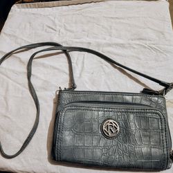 Vintage Leather Relic shoulder/ crossbody bag Purse Blue