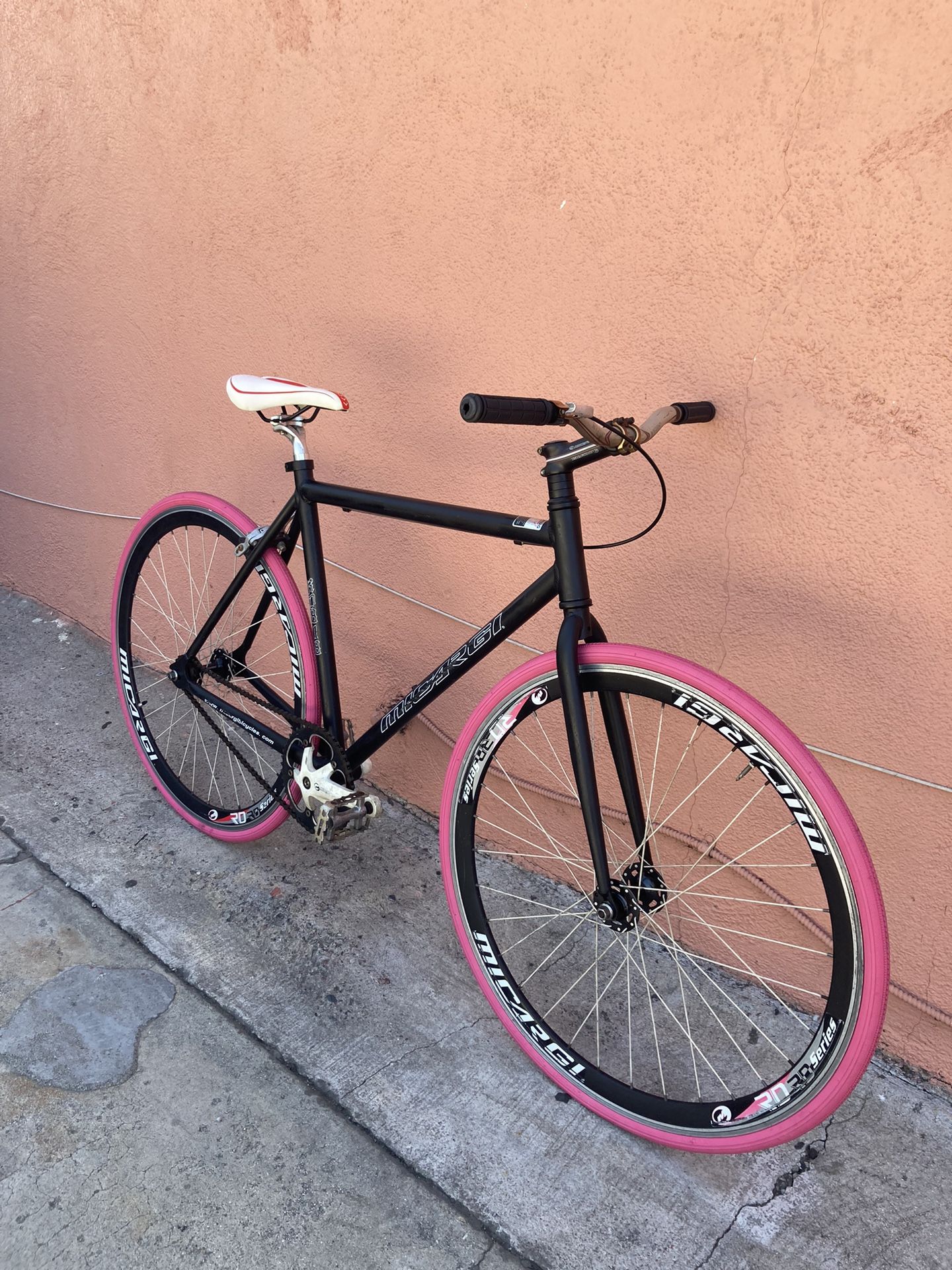 Fixie Bike Aluminum Frame 54cm 700x28c Tires Good Condition Ready To Ride