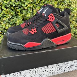 Jordan 4 Retro