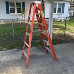Keller 6’ fiberglass step ladder 