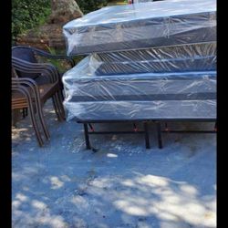 Queen  box springs new can deliver