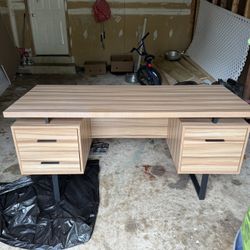 OFFEX 60” Desktop Table 