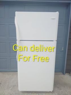 Frigidaire Refrigerator/Freezer 18 cu ft Capacity