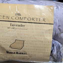 Silk Queen Comforter Lavender 
