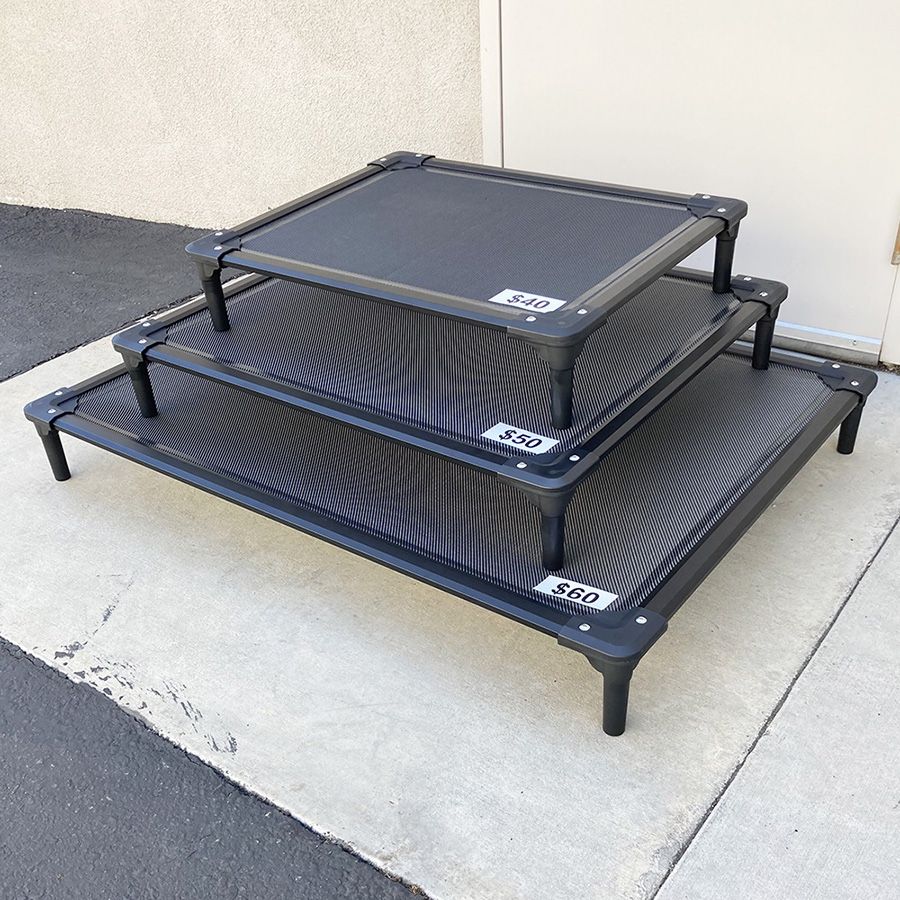 (Brand New) heavy-duty elevated dog bed (medium $40, large $50, x-large $60) raised pet bed cot 