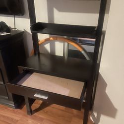 Desk w drawer and shelves
