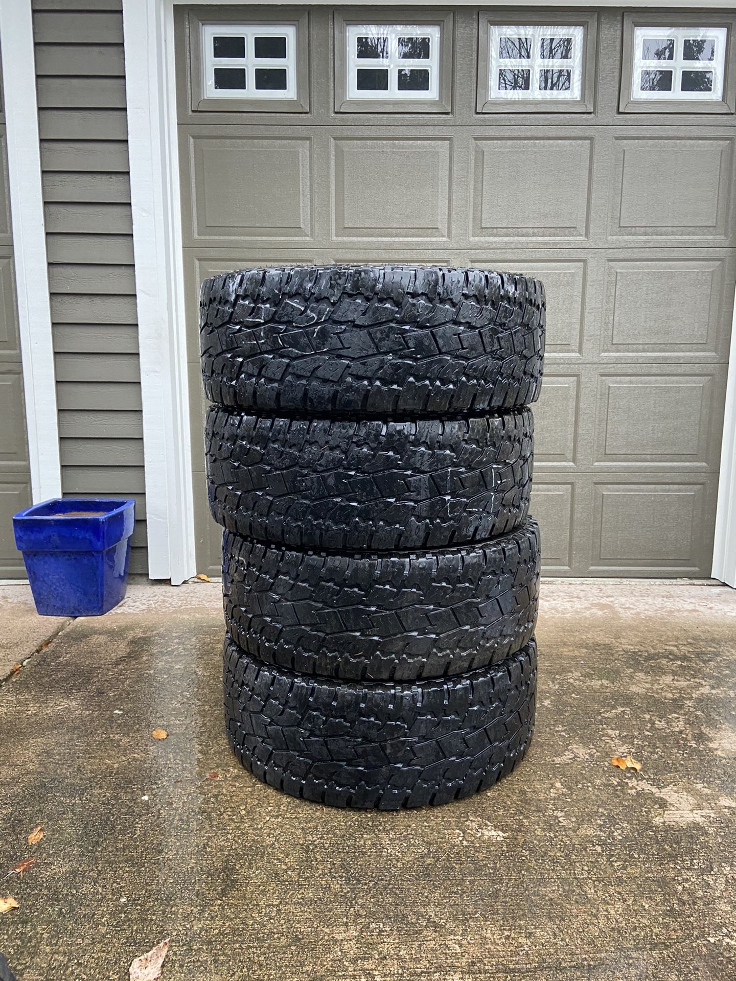 Toyo open country all terrain tires 35x12 5x20 for sale in bothell wa