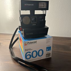 POLAROID ORIGINAL 600 CAMERA