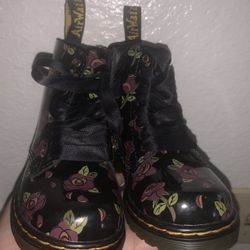 Toddler Dr Martin’s Size 8