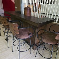 Solid Wood Bar and Bar Stools