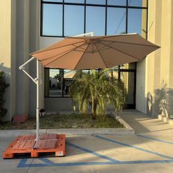 Patio Umbrella NEW