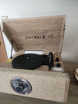 Victrola Highland 4-in-1 Bluetooth Record Player with Speakers - bonus vinyls included