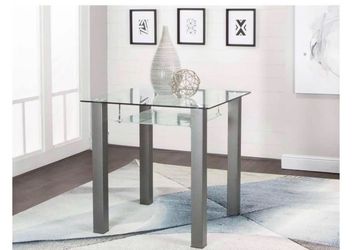 Title: Modern Glass Dining Table – Seats 2–4