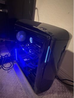 Gaming PC with 1080ti, 4 sticks of 8gb ram (32gb ram), Intel core i7 7700k (SSD WILL NOT COME WITH COMPUTER)