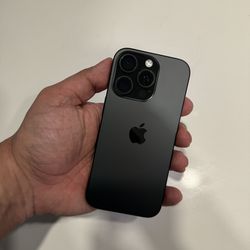 iPhone 16 pro 128gb Black Titanium Unlocked