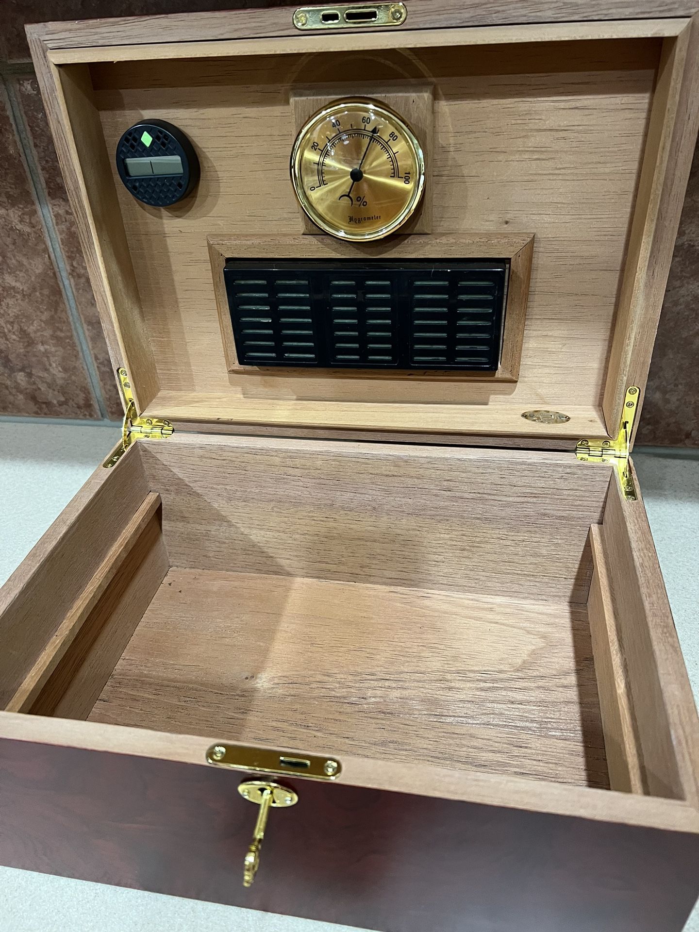 Humidor for Sale in San Antonio, TX OfferUp