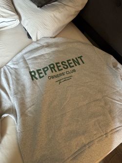 Represent “Owners” Crewneck Medium