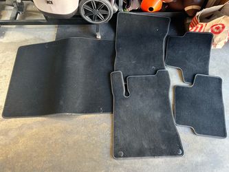 2025 Mercedes Benz GLA OEM carpet set