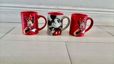 Jerry Leigh Disney ceramic mug 3 for $12