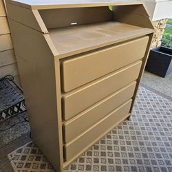 FREE - Dresser/Changing Table