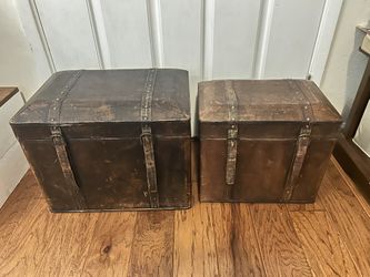 Pier 1 Vintage Leather trunk Set