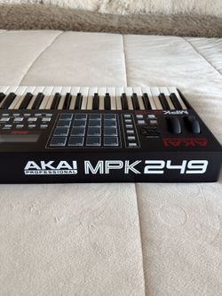Akai MPK-249 Professional
