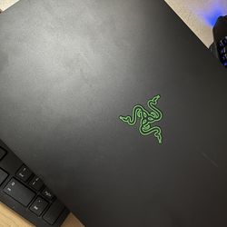 Razer 15” RTX 3080 TI  64GB RAM 4 TB SSD LAPTOP (*POWERFUL!)