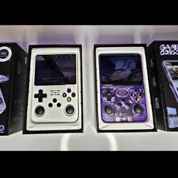 Retro handheld game console 