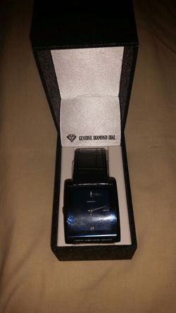 Diamond dial men's watch