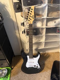 electric guitar no amp just guitar