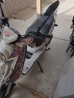 Electric scooter/ Motor Scooter