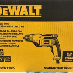 DeWalt Keyless Chuck Drill Kit 