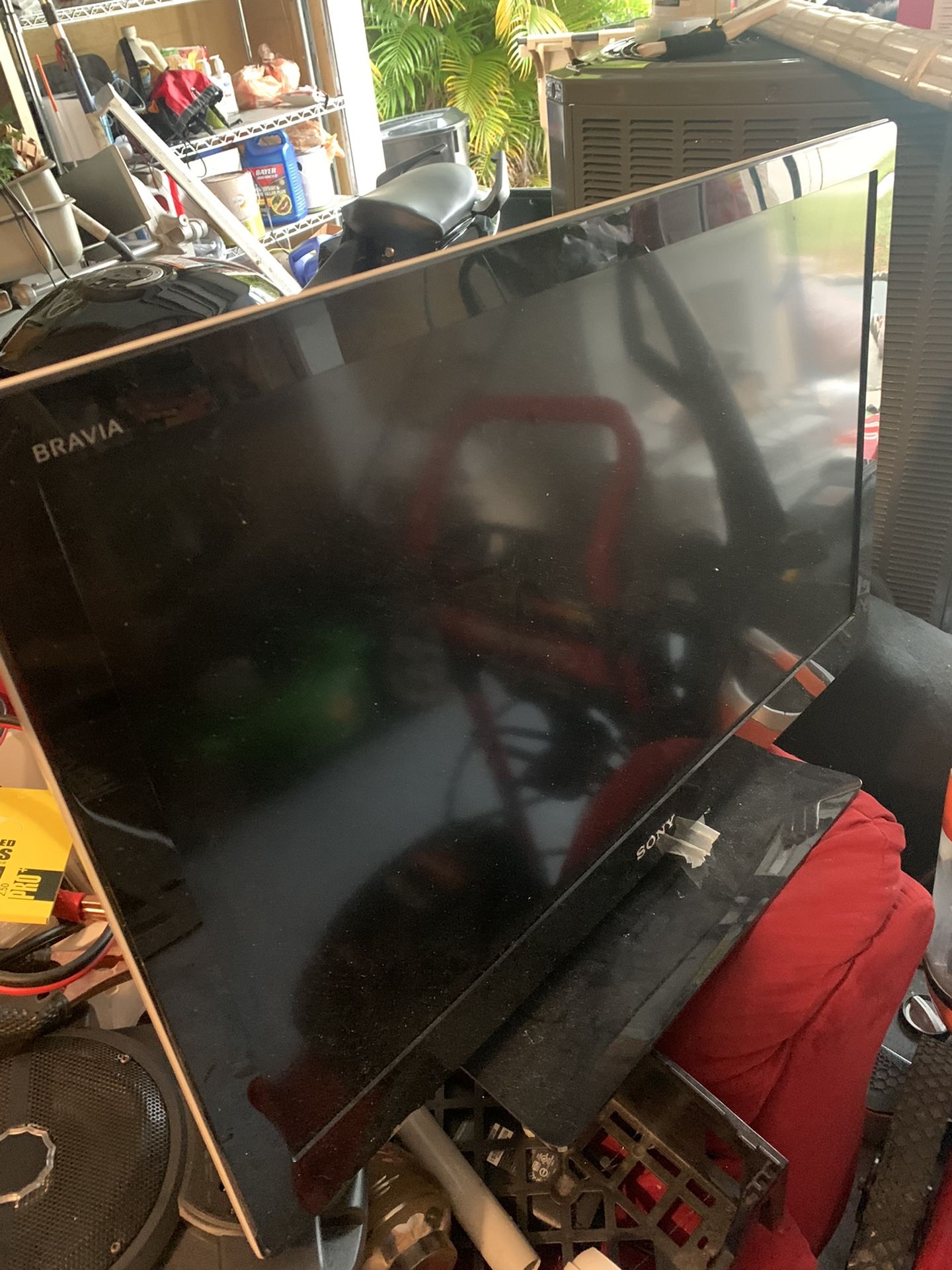 Sony bravia small tv (non-smart)