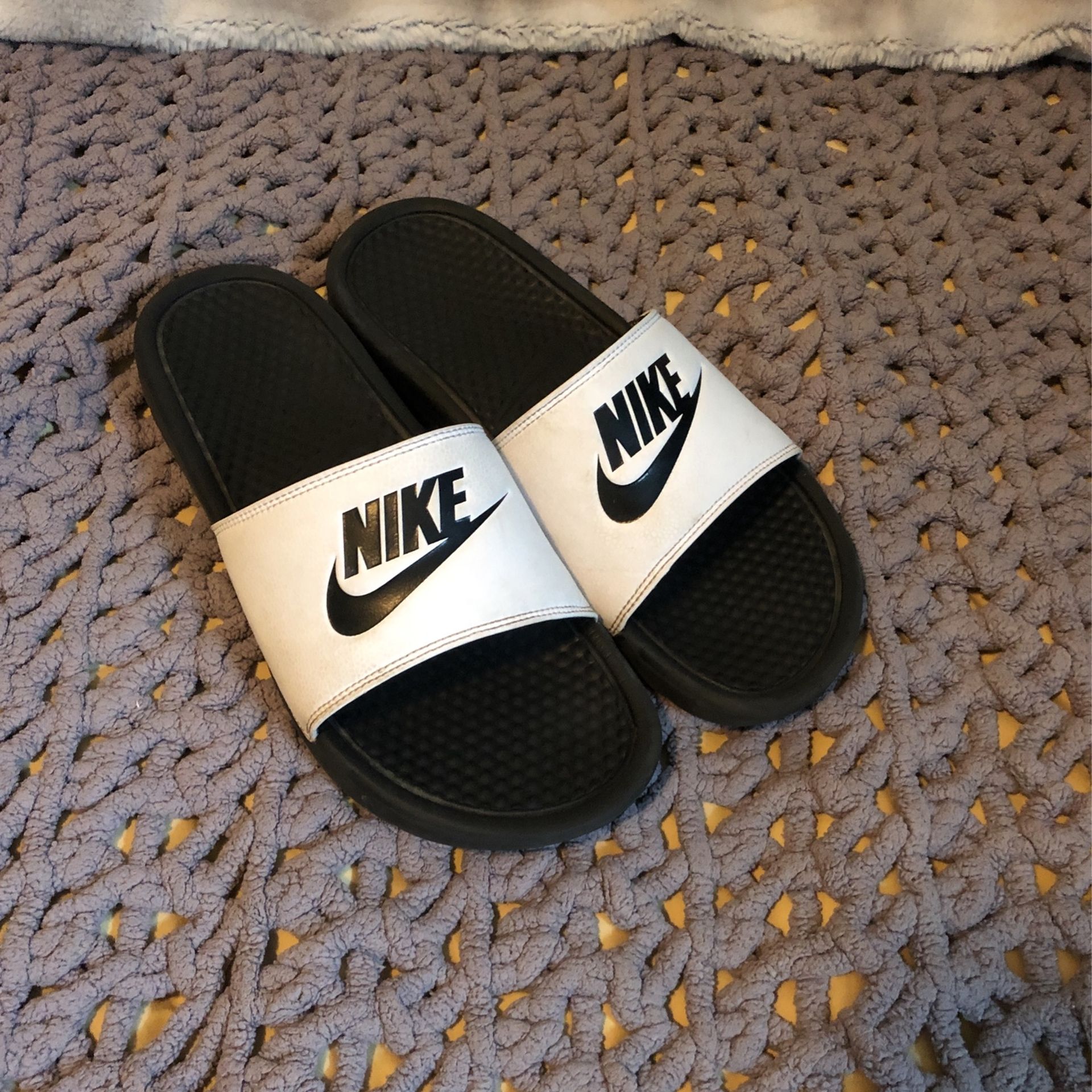 Nike Slides Size 11 Mens for Sale in La Mesa, CA OfferUp