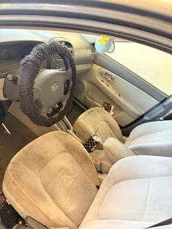2009 Kia spectra