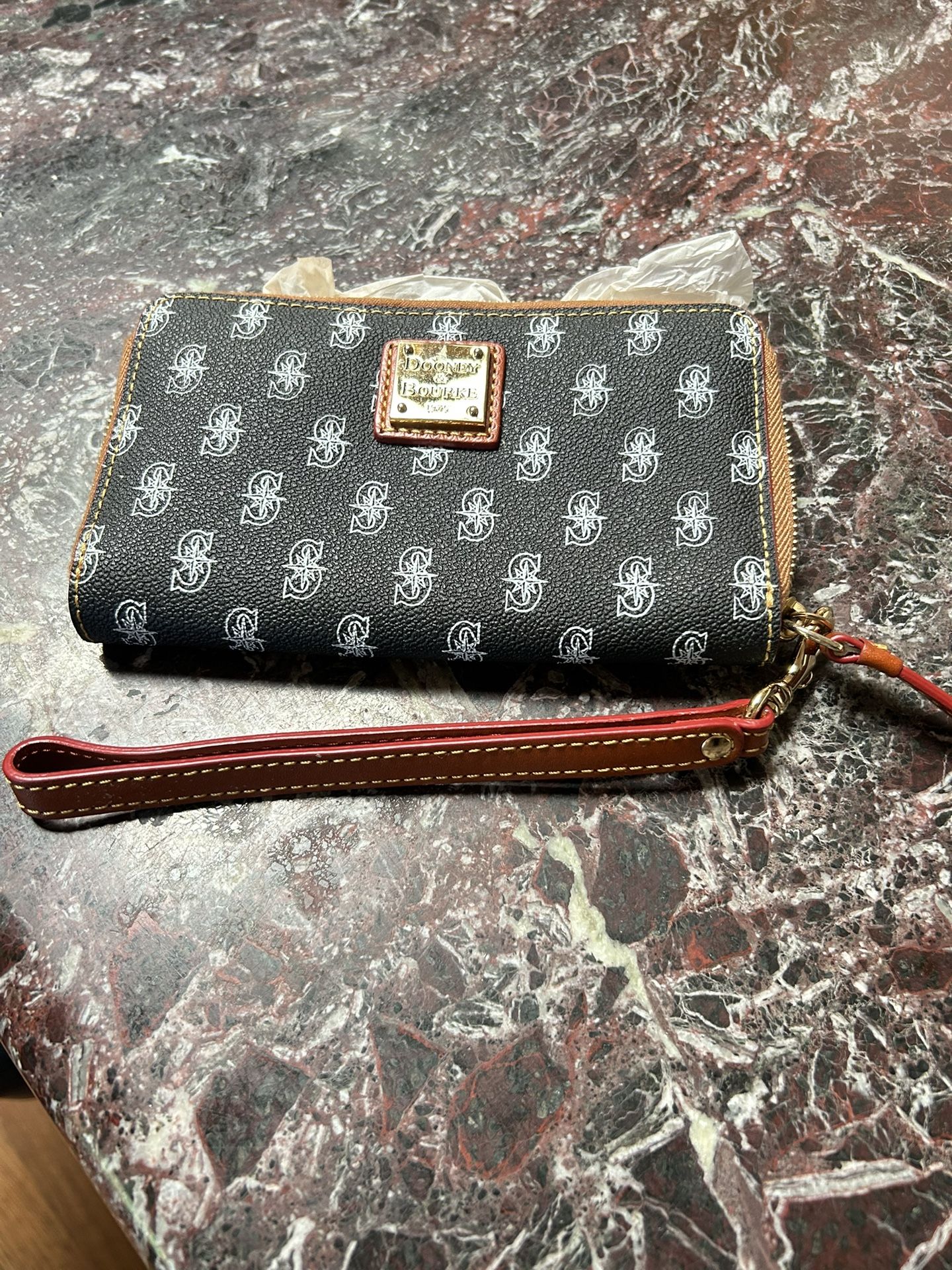 Mariner’s Dooney And Burke Clutch Purse