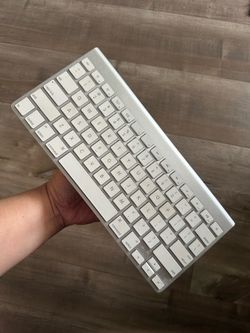 Apple Magic Keyboard