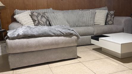 Sectional Sofa