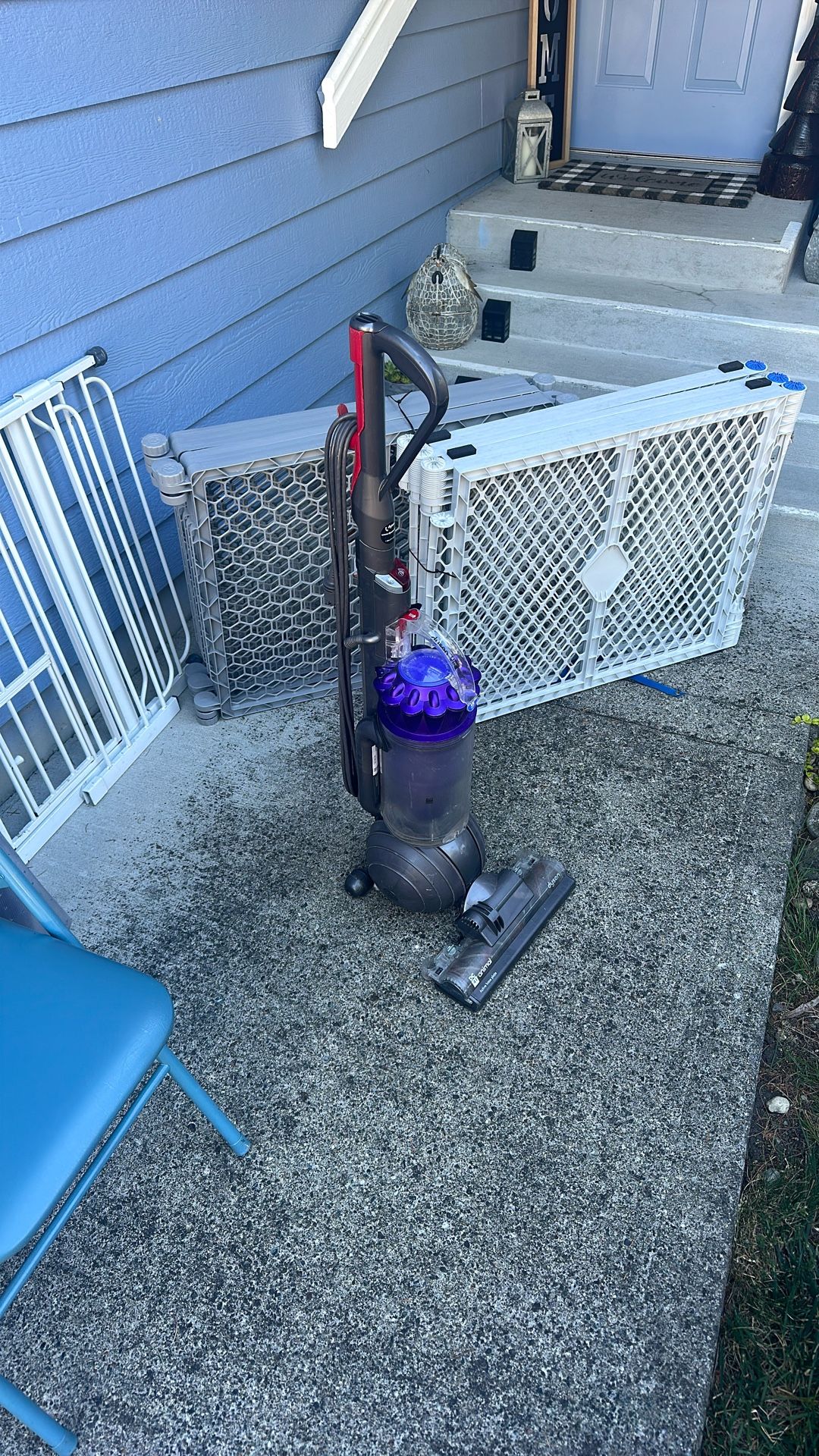 Dyson Vacuum Cleaner 