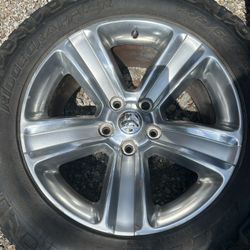 Ram 2013 R20 (4 Tires/rims)