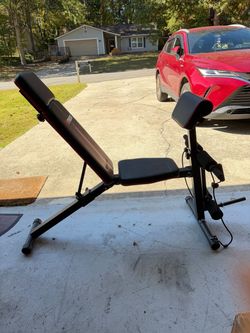 Adjustable Weight Bench