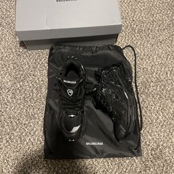 Balenciaga runners