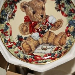 Porcelain Collector Plates 3