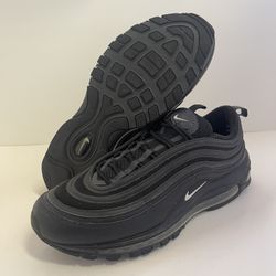 Nike Air Max 97 Triple Black White Terry Cloth Shoes 921826-015 Men's Size  11 for Sale in Saint Paul, MN - OfferUp