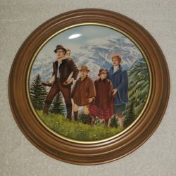 1987 "The Sound of Music - Climb Every Mountain" by Knowles Vintage Decorative Plate in Wood Frame
