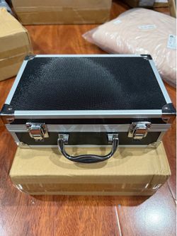 Tattoo Equipment Storage Case – Portable aluminum alloy case with latches and foam lining; suitable for tattoo equipment, makeup tools, and travel; di