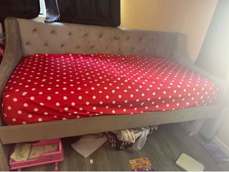 Twin bed