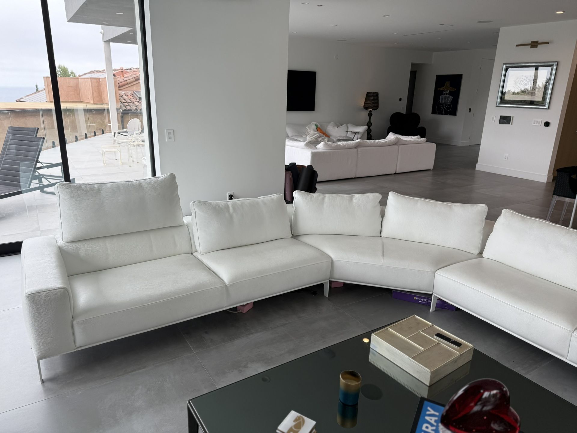 roche bobois White Leather Sofa