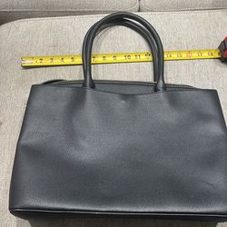Black purse, leather