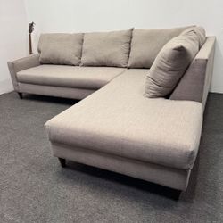 50% OFF Retail: Grey Sectional Couch - Perfect Condition, just like you 👌 - I can deliver